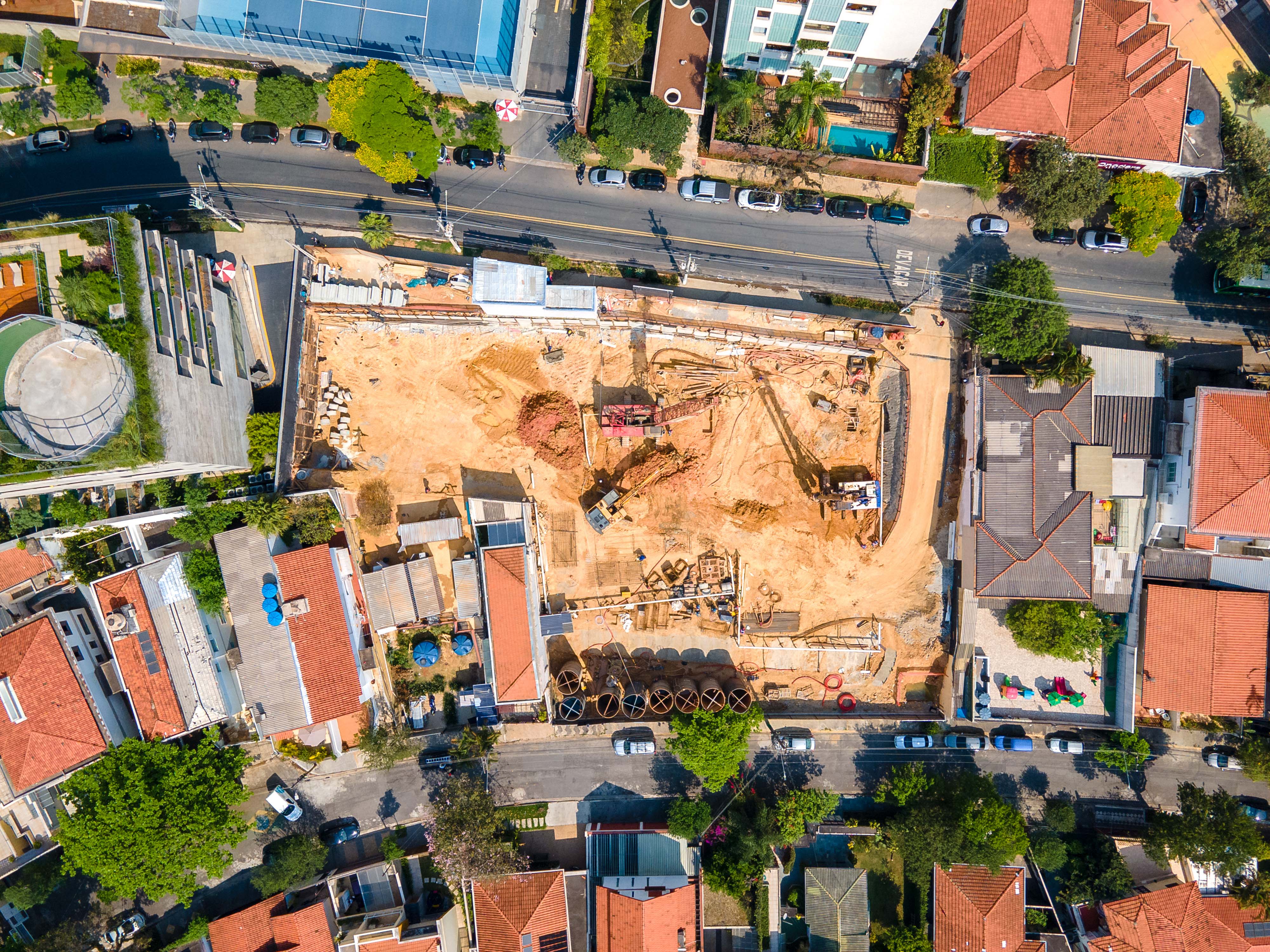 Imagem da obra em andamento